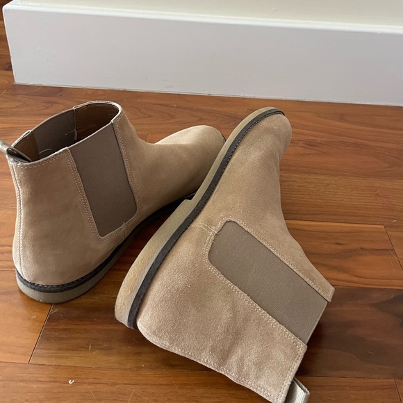 Zara Men’s suede boots - Great condition - Picture 2 of 3